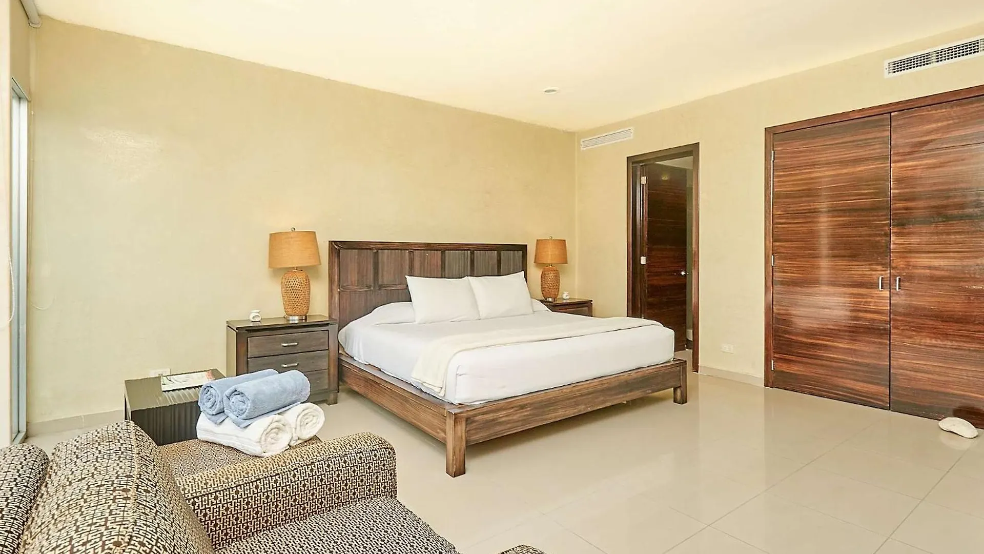פלאייה דל כרמן Tranquil Stay With Pool Private Terrace And Bbq דירה פלאייה דל כרמן